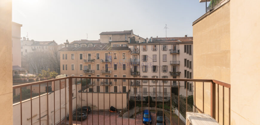 Bilocale via Molino delle Armi 7, Ticinese, Milano (Rif. IFM 201)