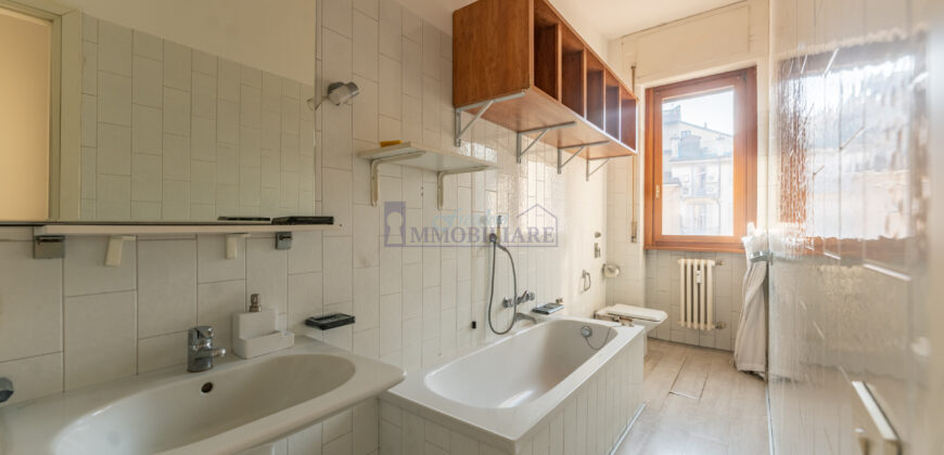 Bilocale via Molino delle Armi 7, Ticinese, Milano (Rif. IFM 201)