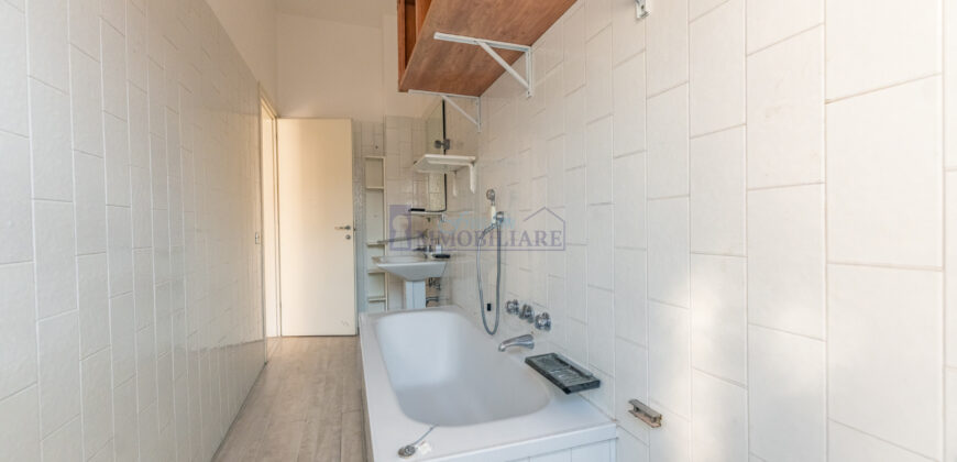 Bilocale via Molino delle Armi 7, Ticinese, Milano (Rif. IFM 201)