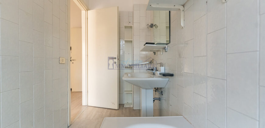 Bilocale via Molino delle Armi 7, Ticinese, Milano (Rif. IFM 201)