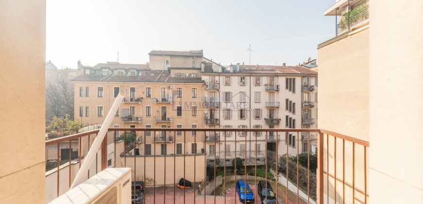 Bilocale via Molino delle Armi 7, Ticinese, Milano (Rif. IFM 201)