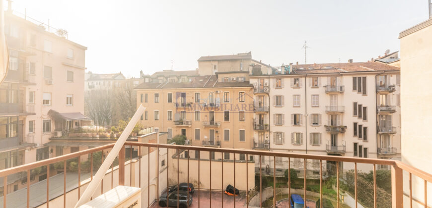 Bilocale via Molino delle Armi 7, Ticinese, Milano (Rif. IFM 201)