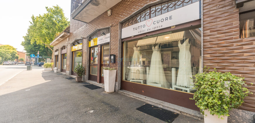 NEGOZIO IN VENDITA IN VIA DEI GIGANTI,16 SAN GIULIANO MILANESE (RIF. SGM86)