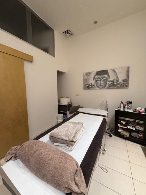 Attività di centro estetico-Porta Romana, Cadore, Montenero Via Comelico, 18 (Rif. IFM204)