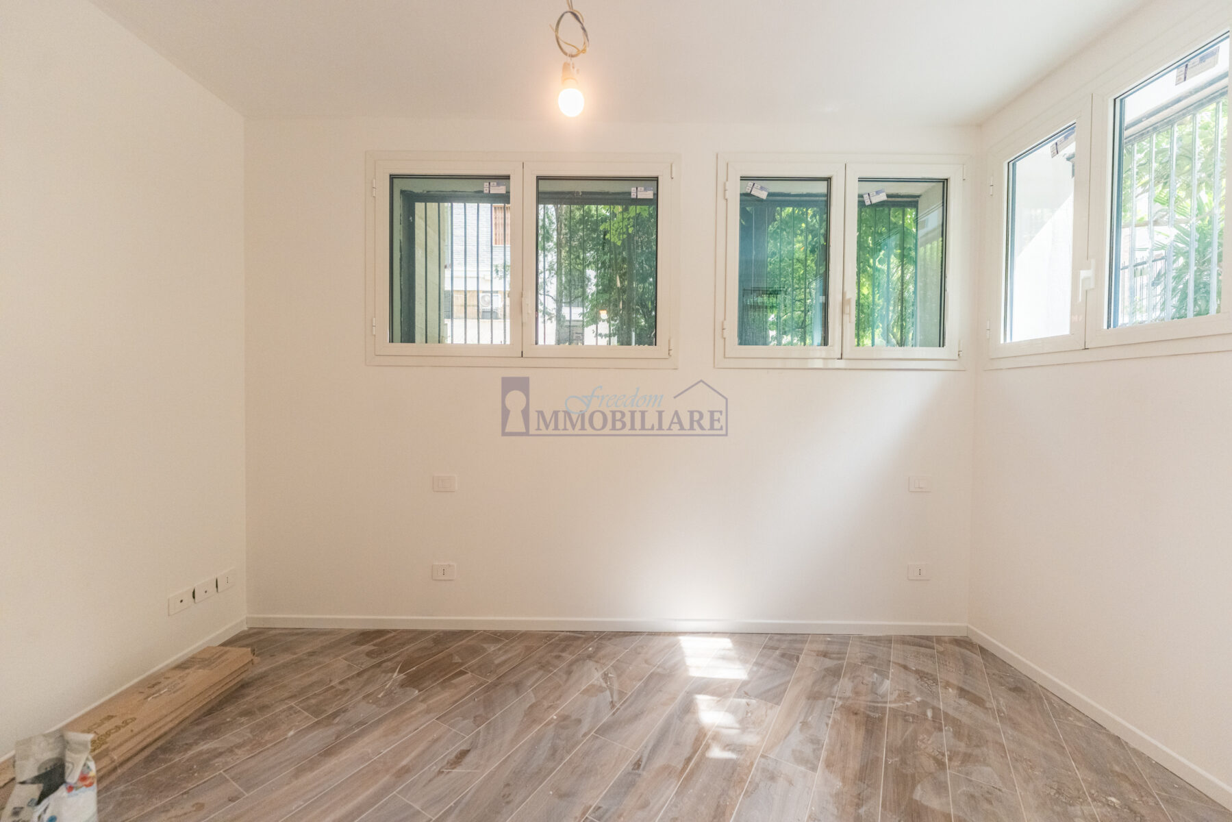 Bilocale recentemente e completamente  via delle Primule 4, Lorenteggio, Milano (Rif. IFM214)