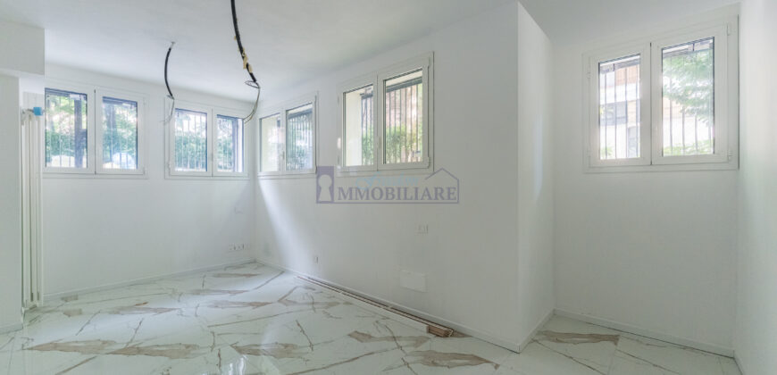 Monolocale completamente ristrutturato via delle Primule 4, Lorenteggio, Milano (Rif. IFM213)