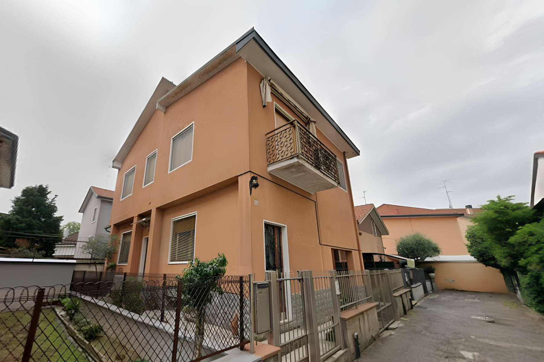 Due appartamenti in bifamiliare, via Monte Bianco 1, San Giuliano Milanese (Rif. SGM93)