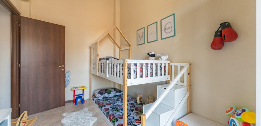 Trilocale via Giosuè Carducci 1, Laghetto, San Giuliano Milanese (Rif. SGM94)